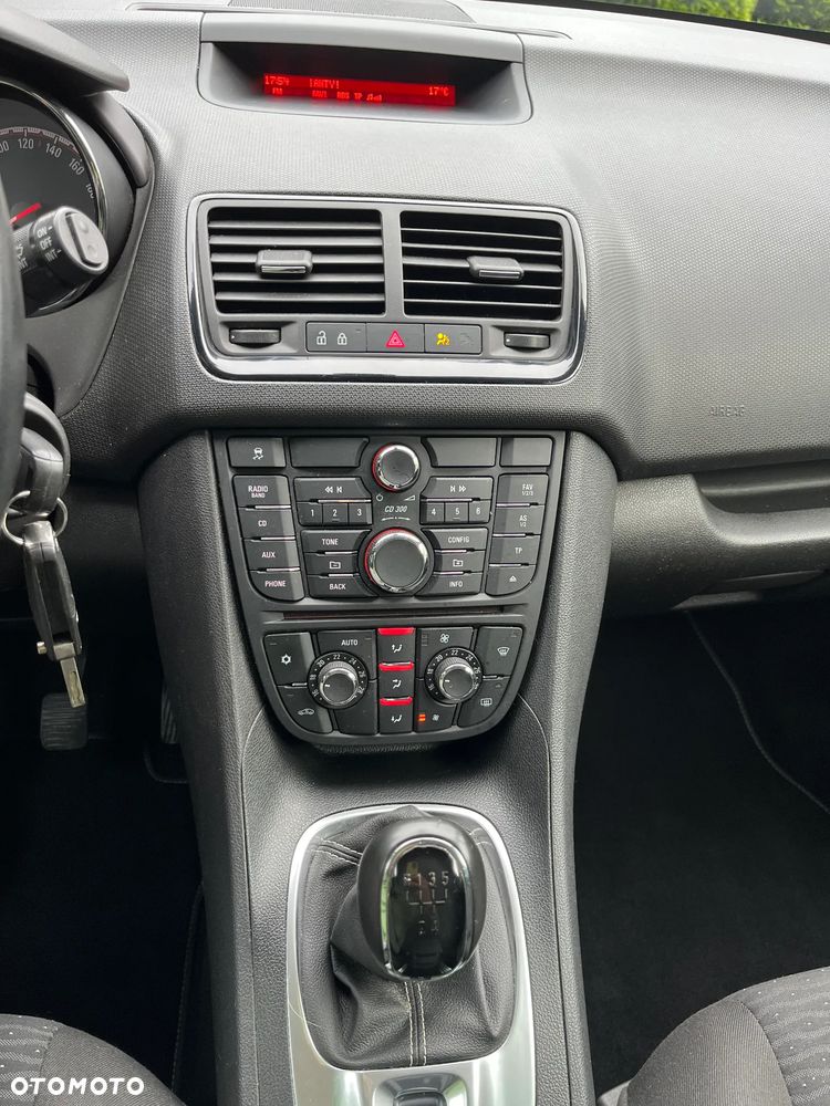 Opel Meriva - 25