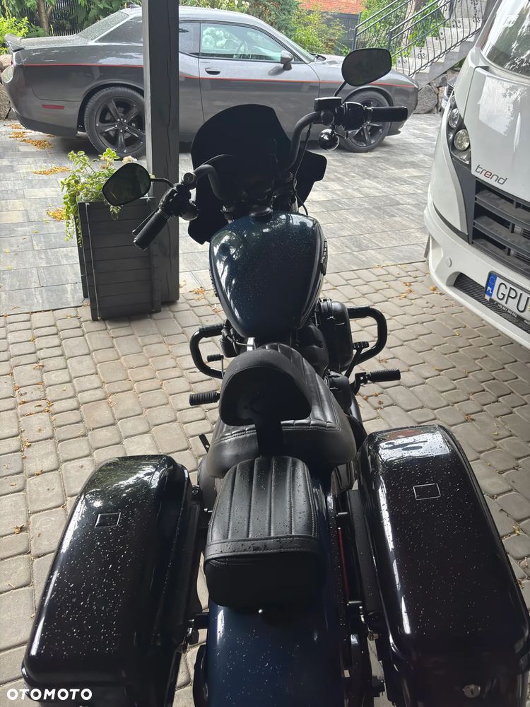 Harley-Davidson Softail Street Bob - 18