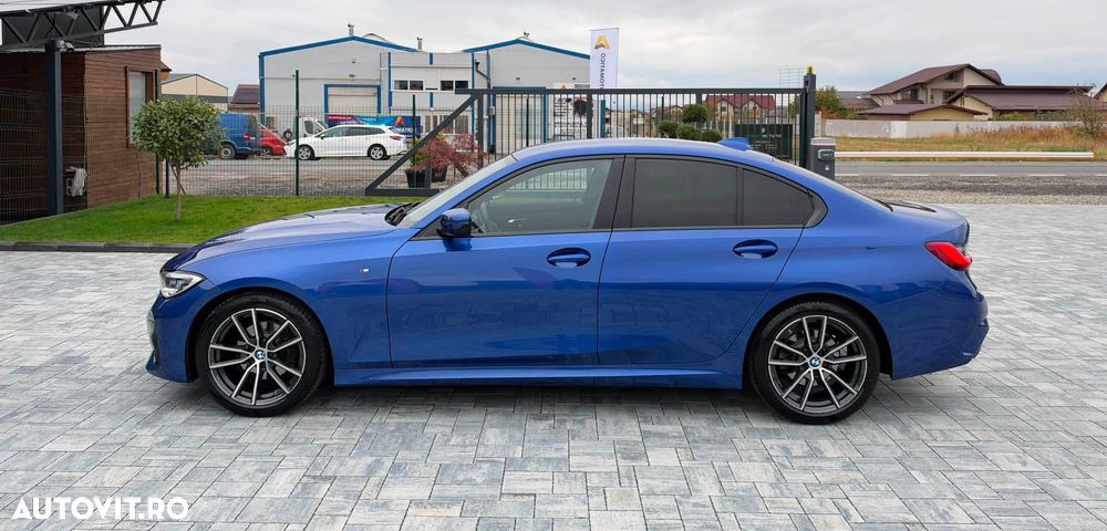 BMW Seria 3 320d Aut. M Sport - 13