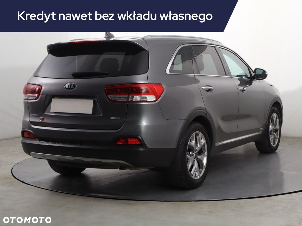 Kia Sorento - 7