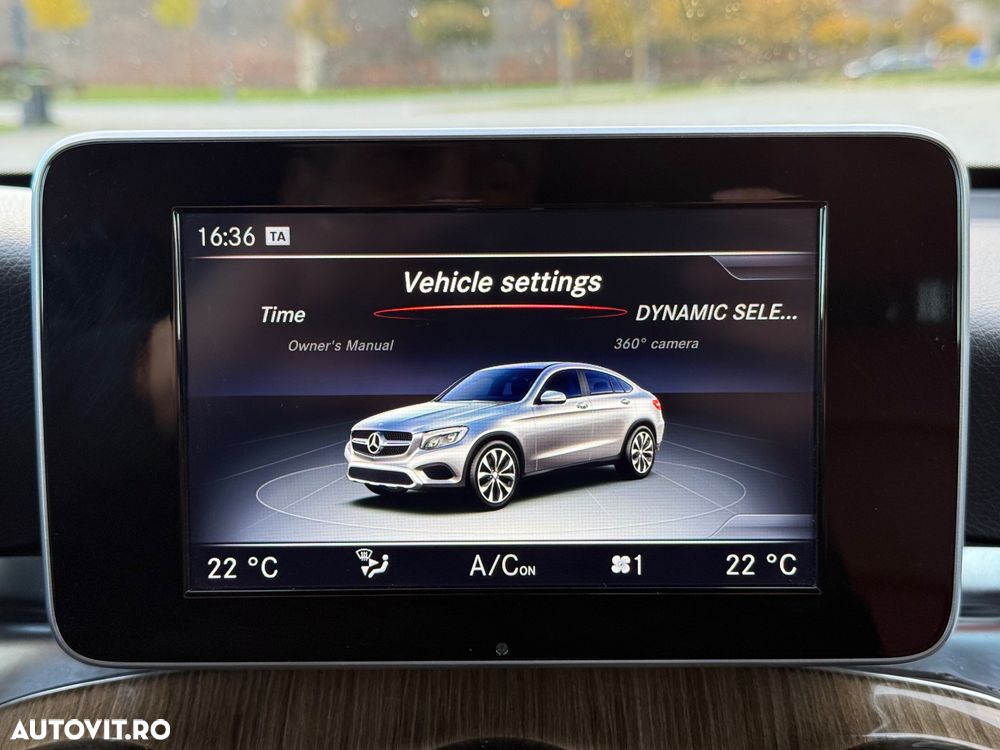 Mercedes-Benz GLC Coupe 250 4Matic 9G-TRONIC AMG Line - 30