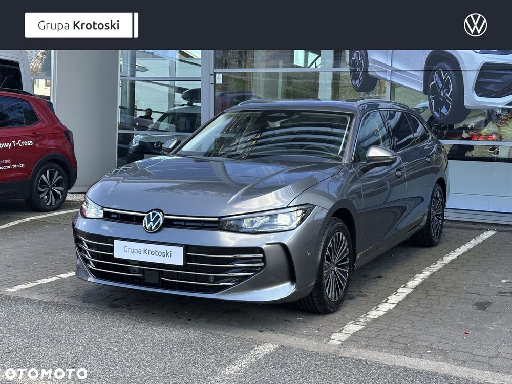 Volkswagen Passat - 1