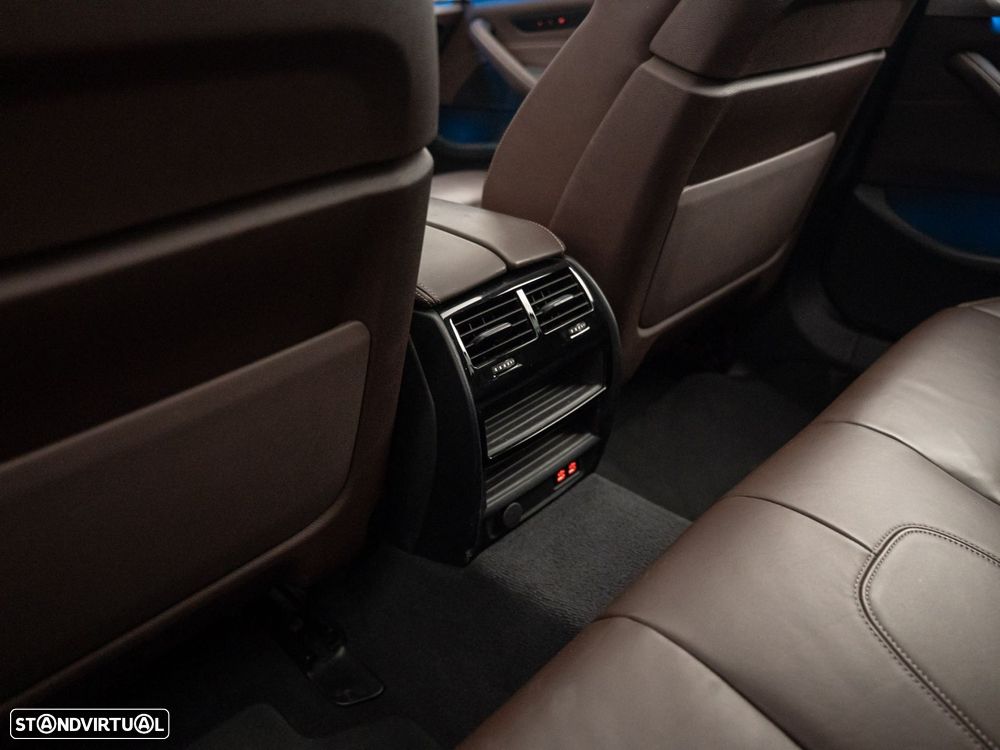 BMW 530 e - 49