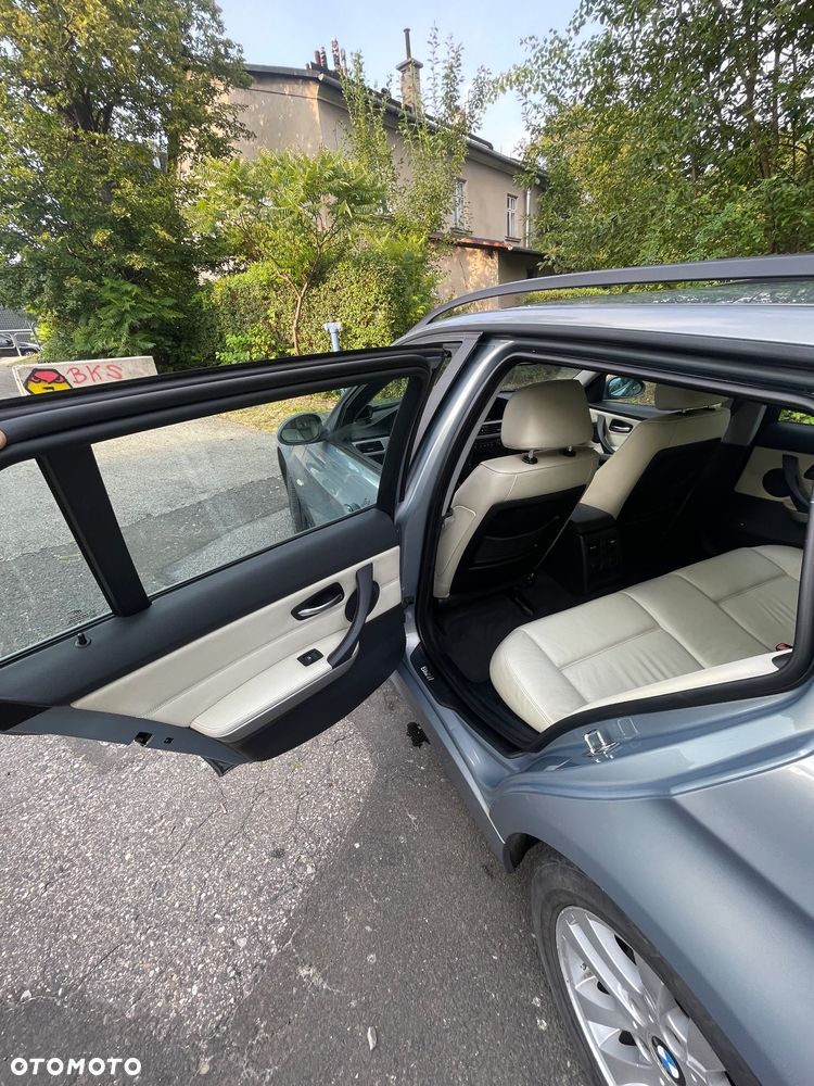 BMW Seria 3 320d - 9