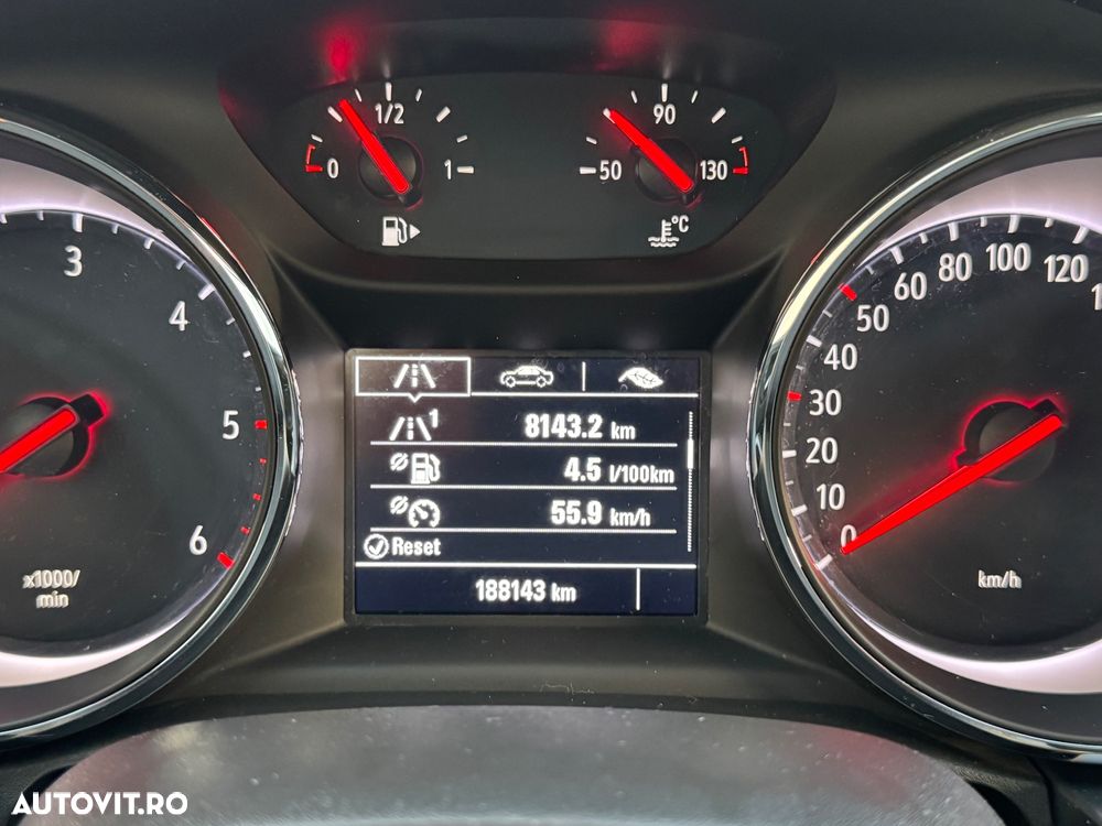 Opel Astra 1.6 D Start/Stop Dynamic - 18