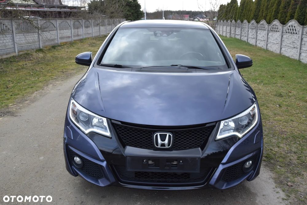 Honda Civic 1.6 i-DTEC Executive Black Edition - 2