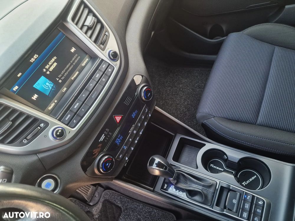 Hyundai Tucson blue 1.7 CRDi 2WD DCT Premium - 40