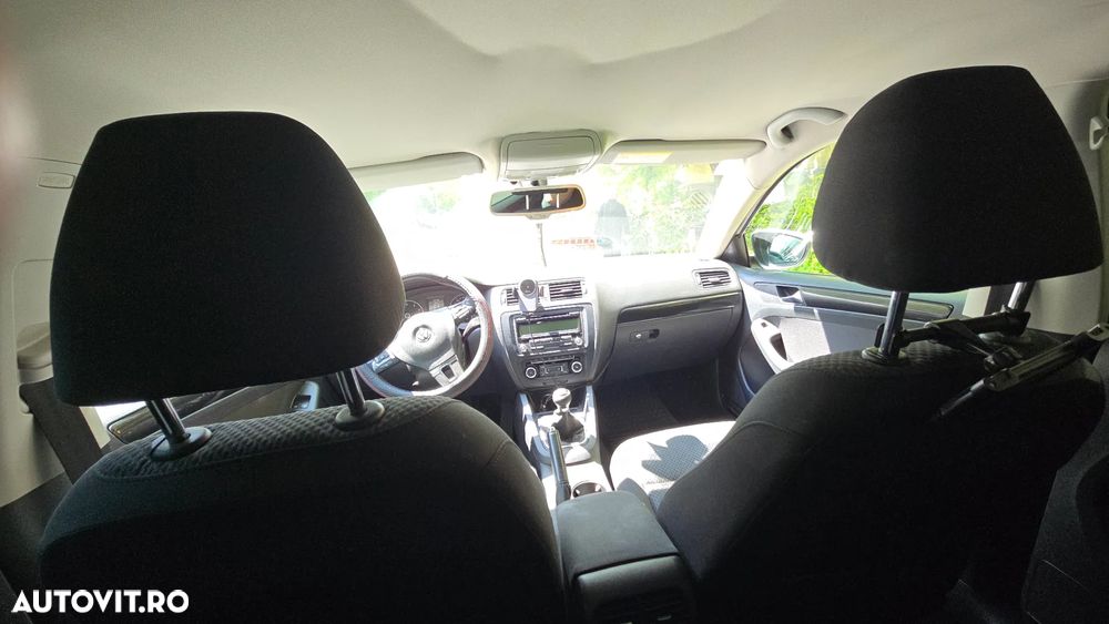 Volkswagen Jetta 1.2 TSI Comfortline - 19