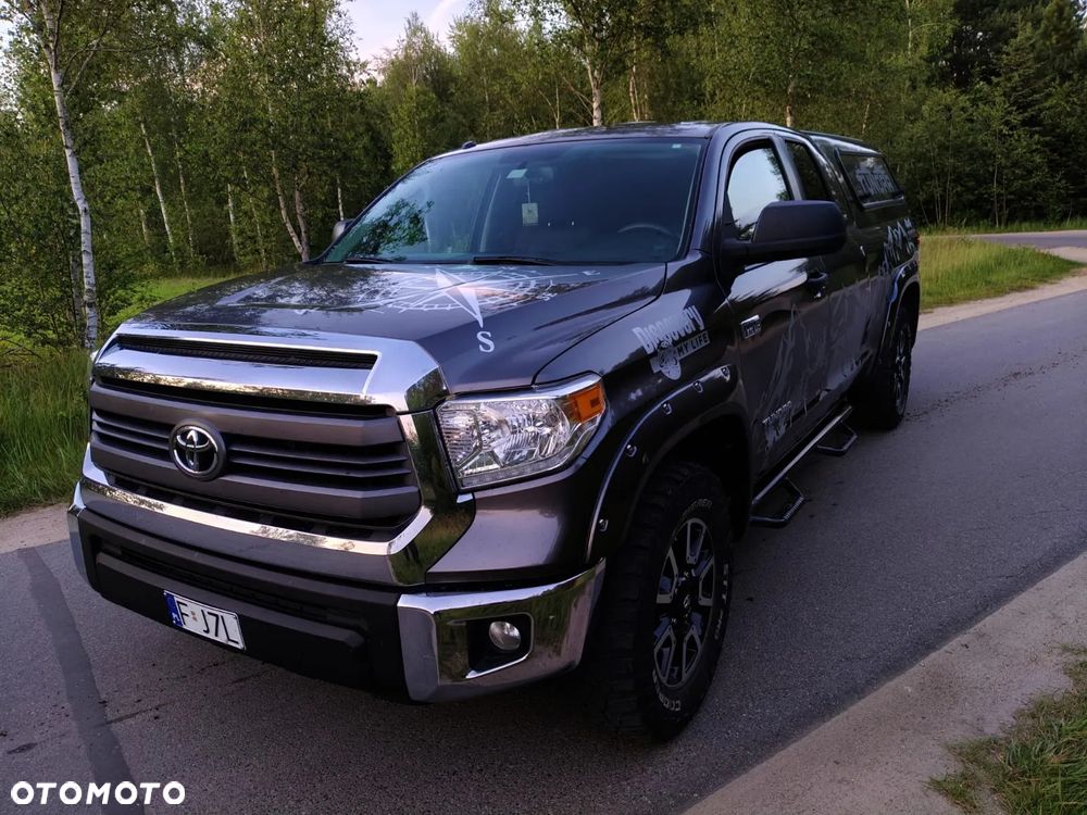 Toyota Tundra - 1