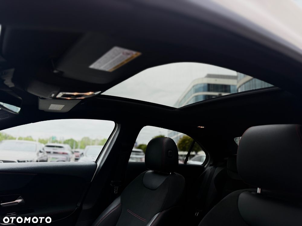 Mercedes-Benz Klasa A 220 4Matic 7G-DCT AMG Line - 13