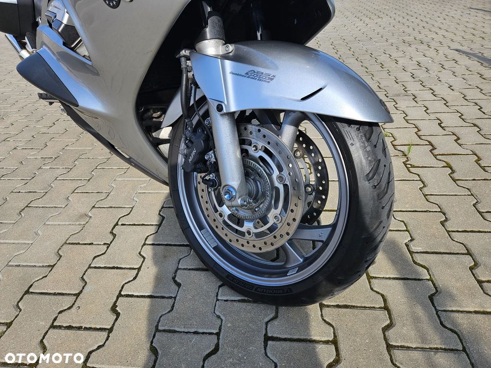 Honda ST - 3