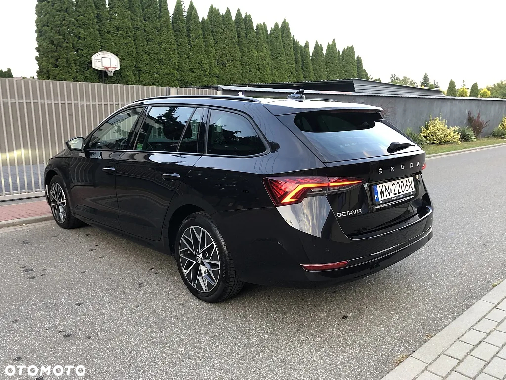 Skoda Octavia 2.0 TDI Ambition DSG - 7