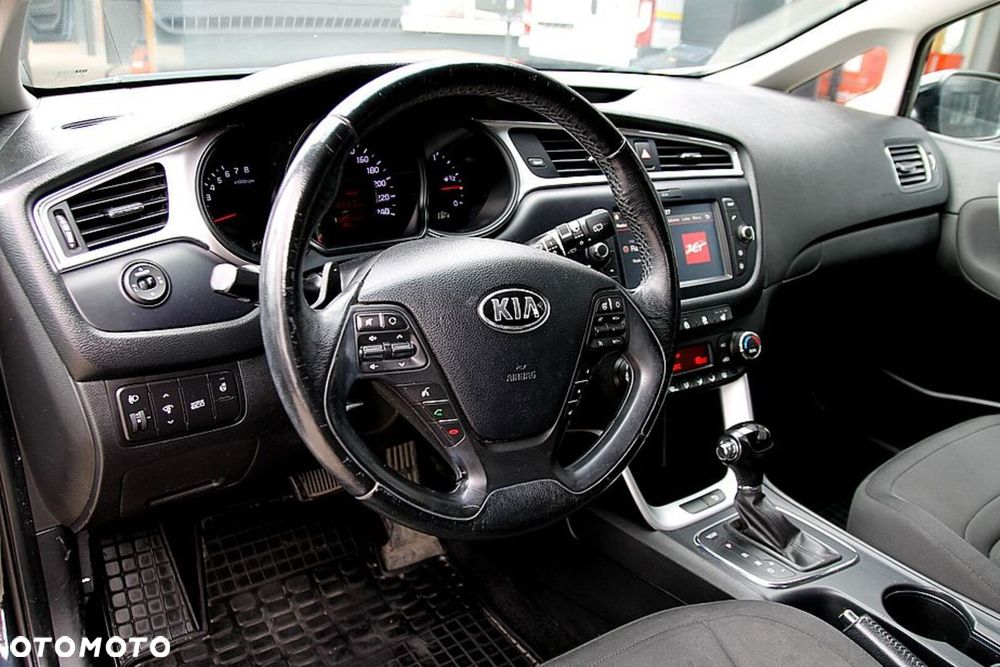Kia Ceed - 5