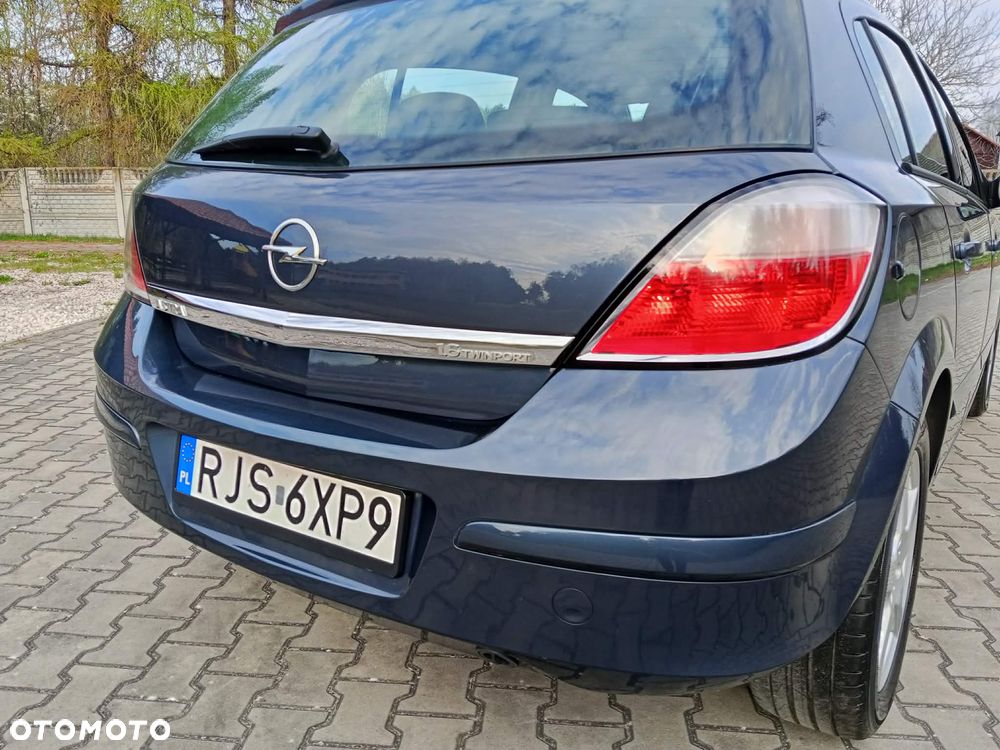Opel Astra 1.6 Edition - 10