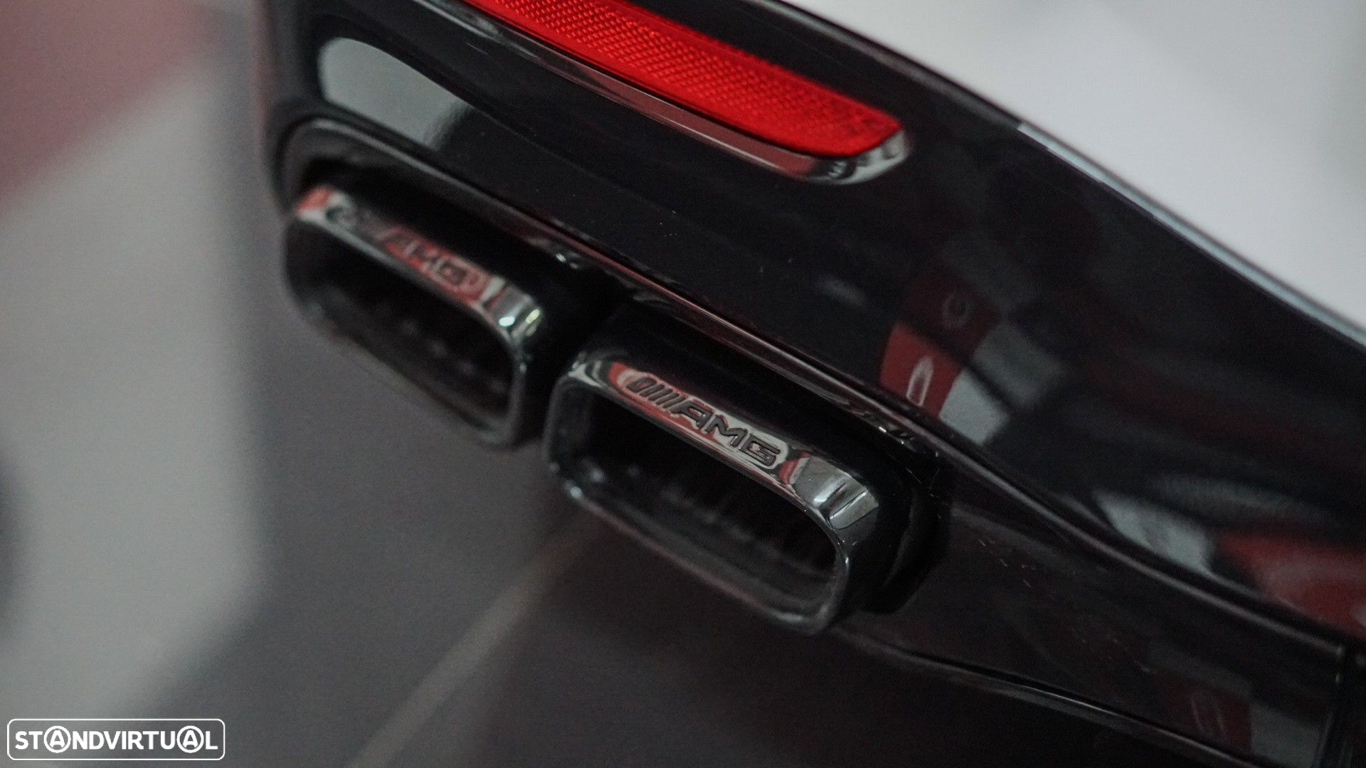 Mercedes-Benz SL 63 AMG - 13