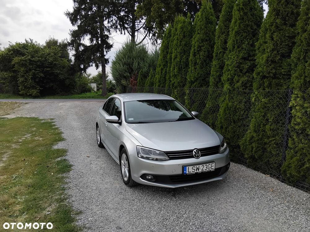 Volkswagen Jetta 1.4 TSI Comfortline - 3