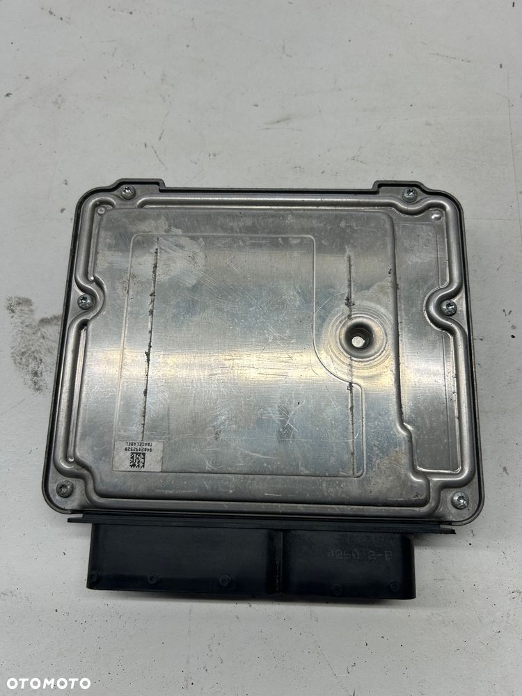 STEROWNIK komputer silnika Saab 95 NG 160ps STEROWNIK KOMPUTER SILNIKA Saab 95 NG 160ps 55578665 - 2
