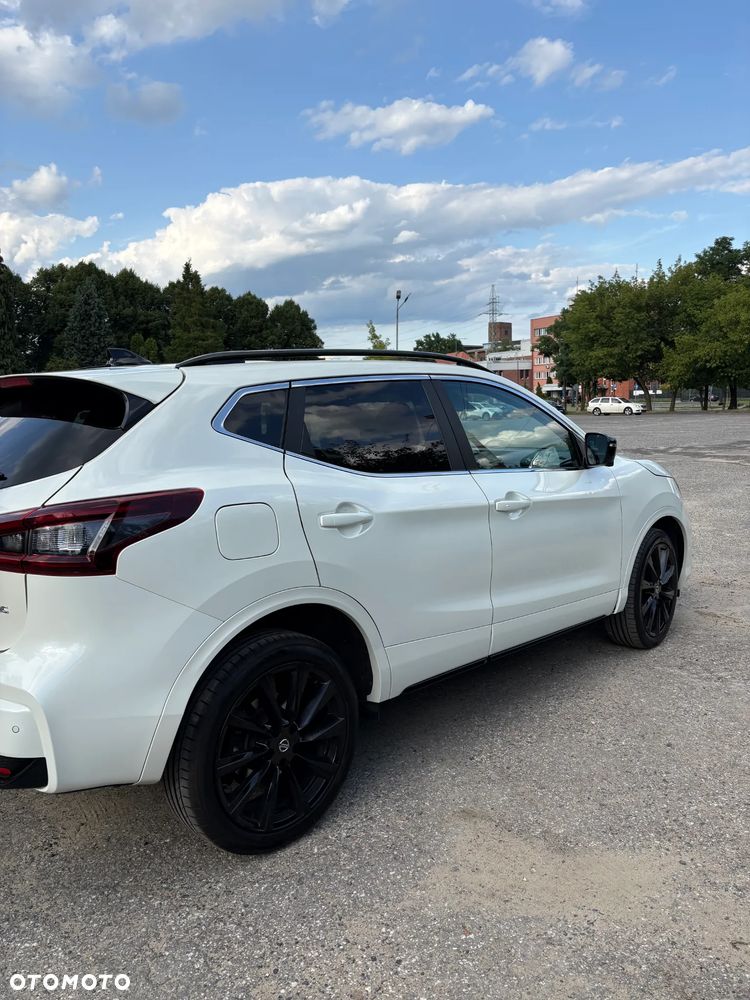 Nissan Qashqai 1.3 DIG-T N-Connecta DCT - 4