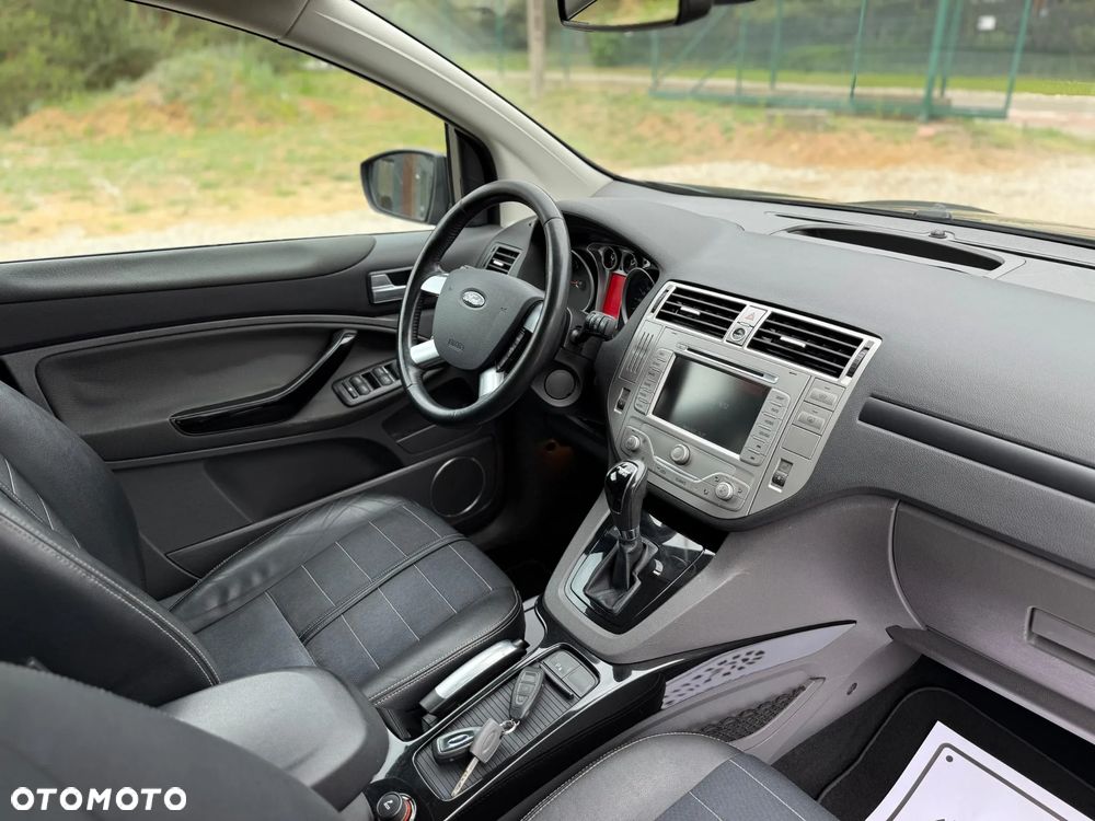 Ford Kuga 2.0 TDCi 4x4 Titanium - 16