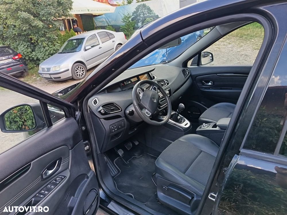 Renault Scenic - 16