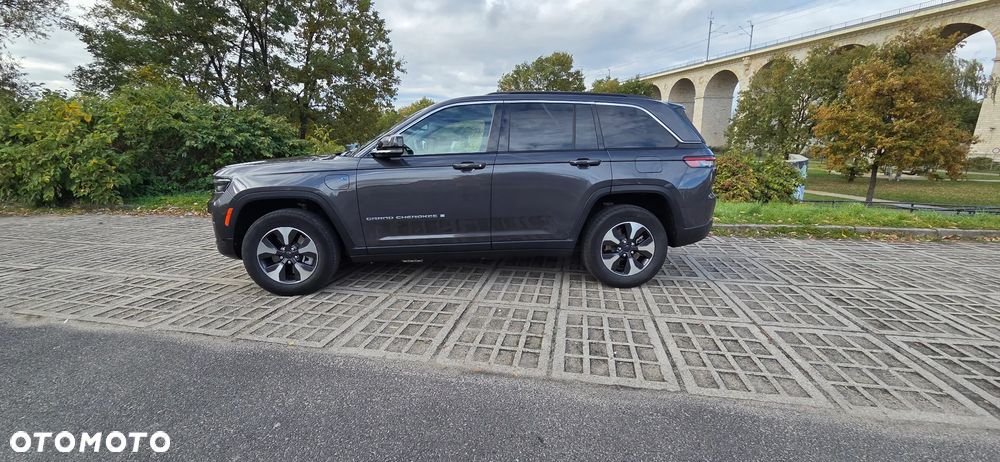 Jeep Grand Cherokee - 3