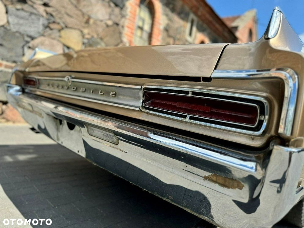 Oldsmobile Inny - 7