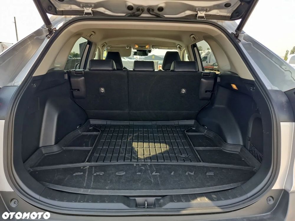 Toyota RAV4 - 24
