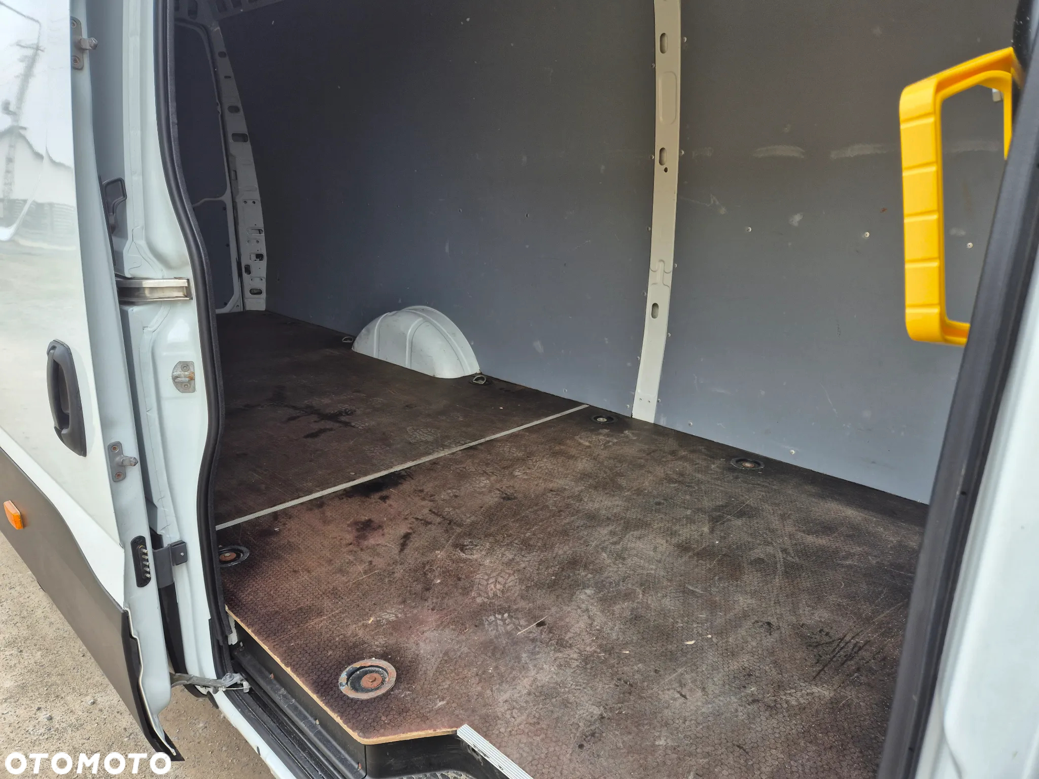 Iveco DAILY 35S16 SPROWADZAONY WEBASTO MAXI - 12