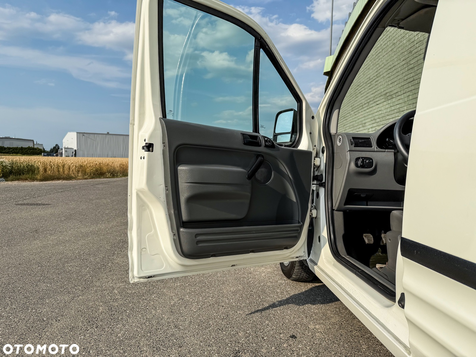Ford Transit Connect - 14