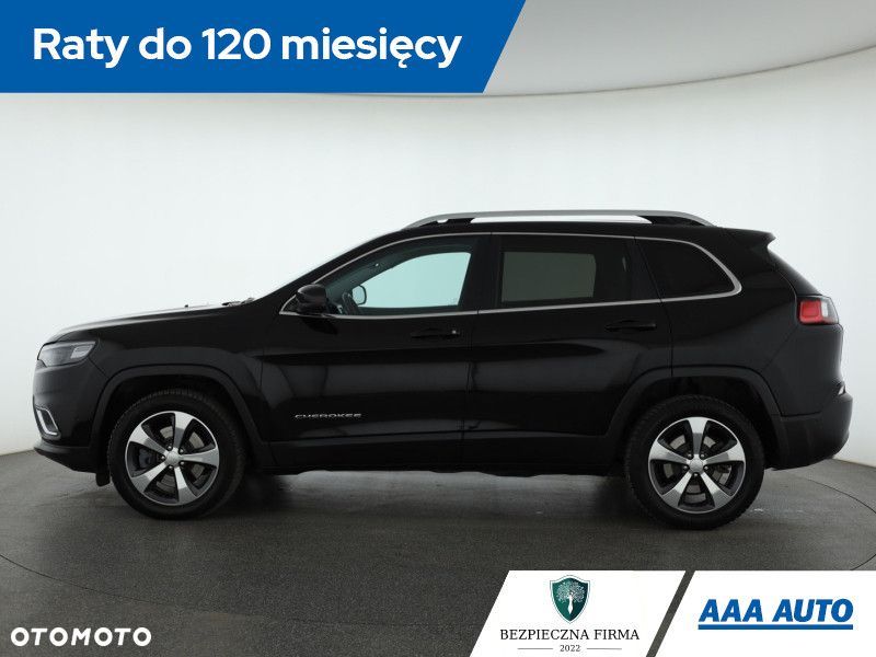 Jeep Cherokee - 3