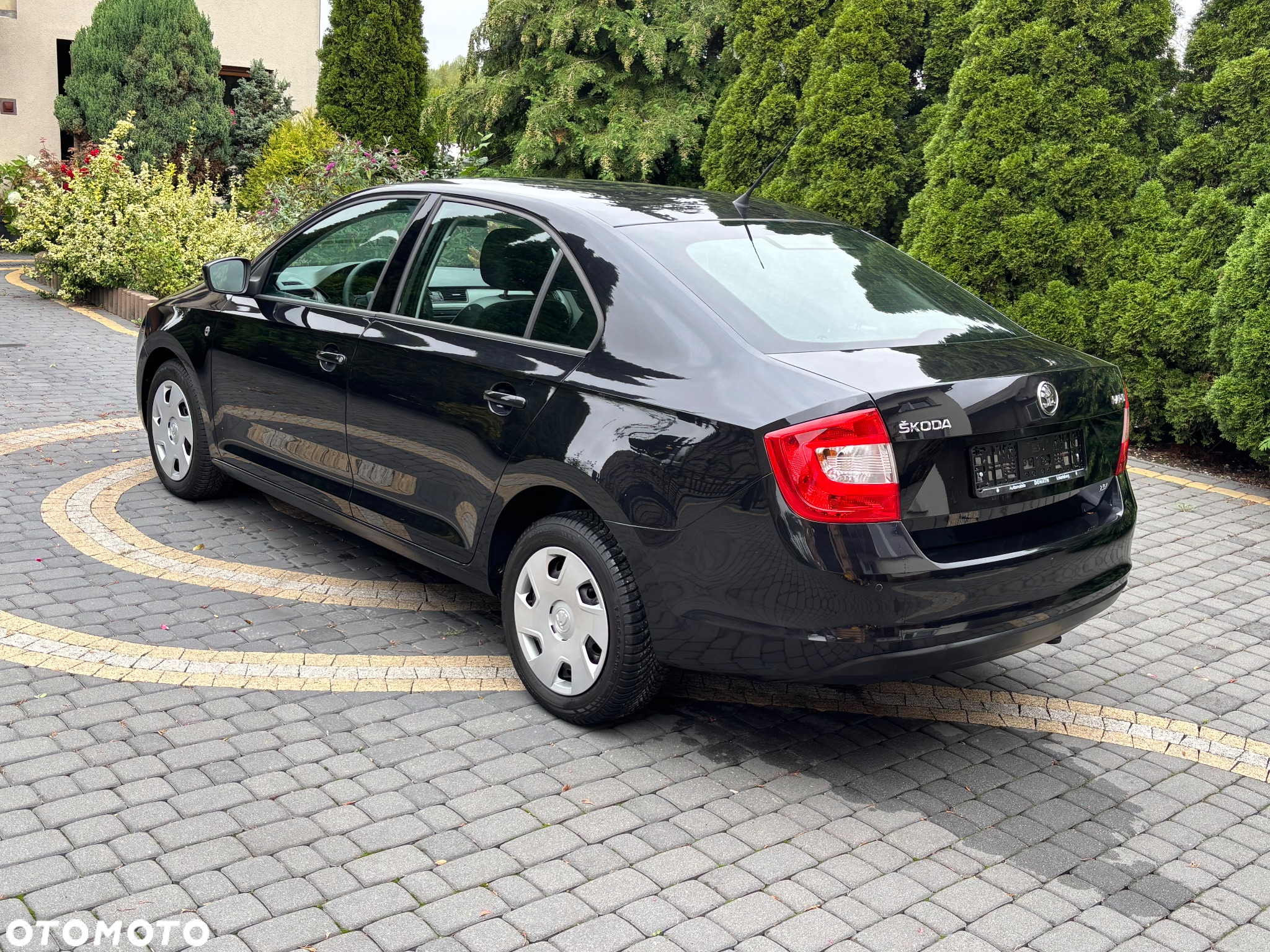 Skoda RAPID 1.2 TSI Active - 4