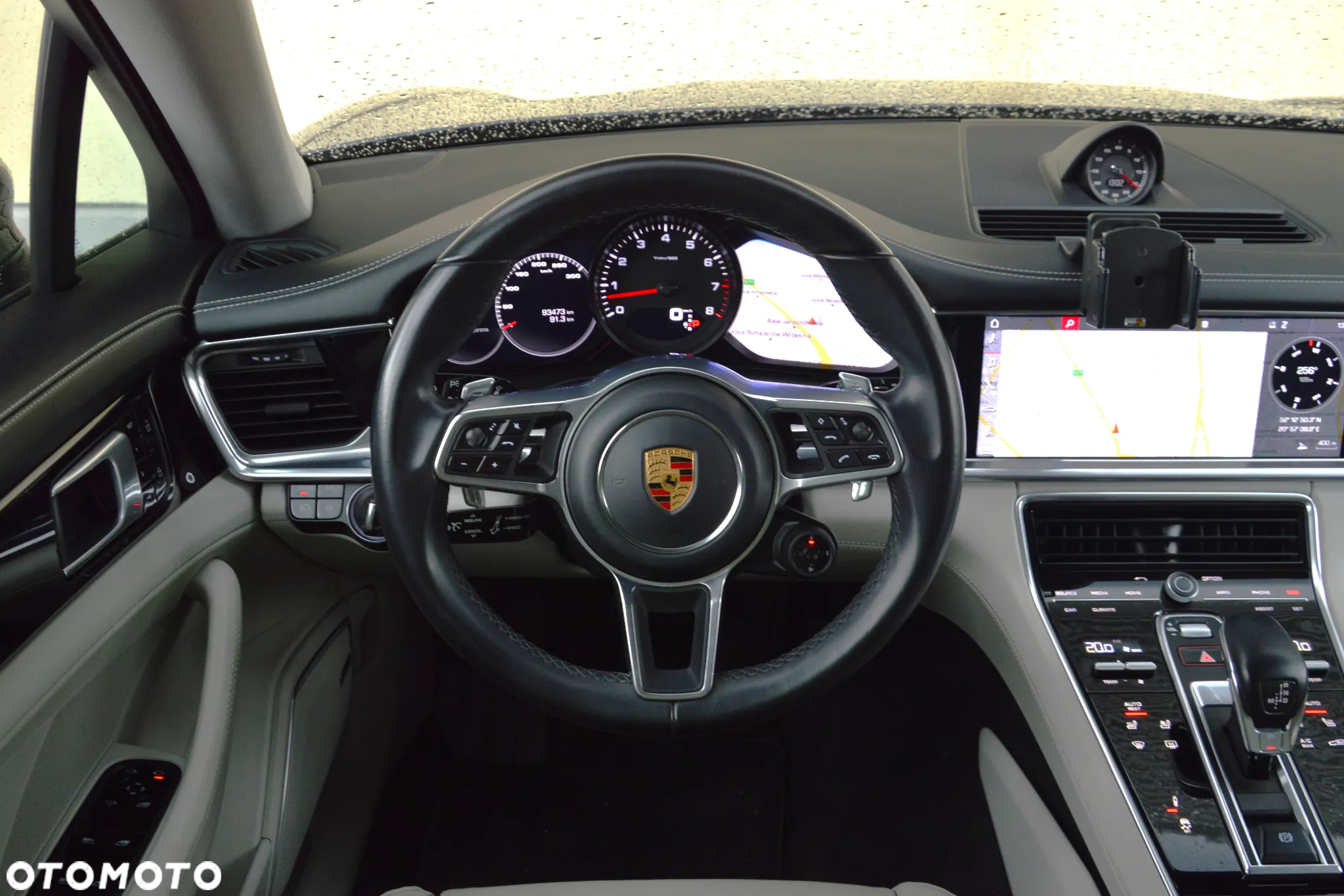 Porsche Panamera 4 Sport Turismo - 22