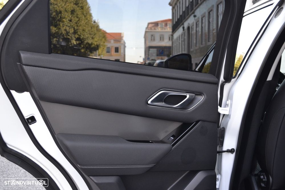 Land Rover Range Rover Velar 2.0 P400e AWD S - 32