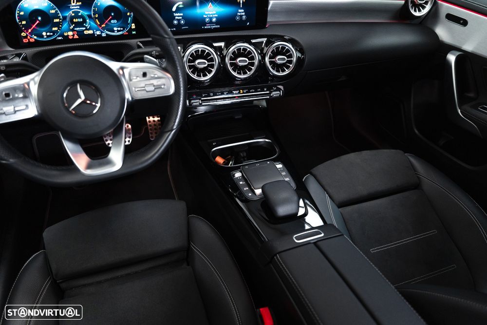 Mercedes-Benz A 250 e 8G-DCT Edition AMG Line - 11