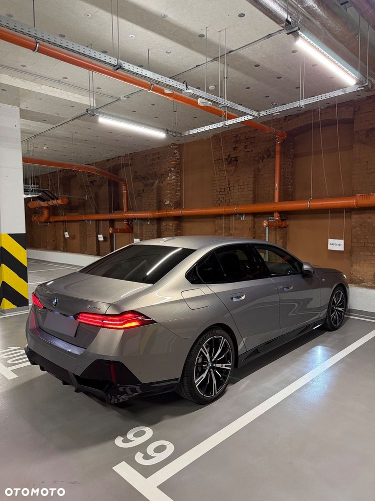 BMW Seria 5 520d mHEV M Sport - 9