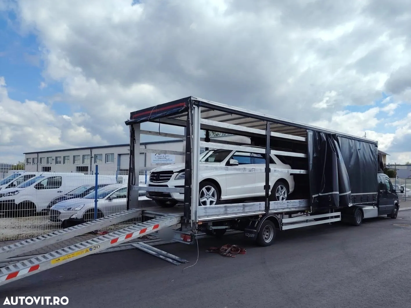 Mercedes-Benz Sprinter - 4