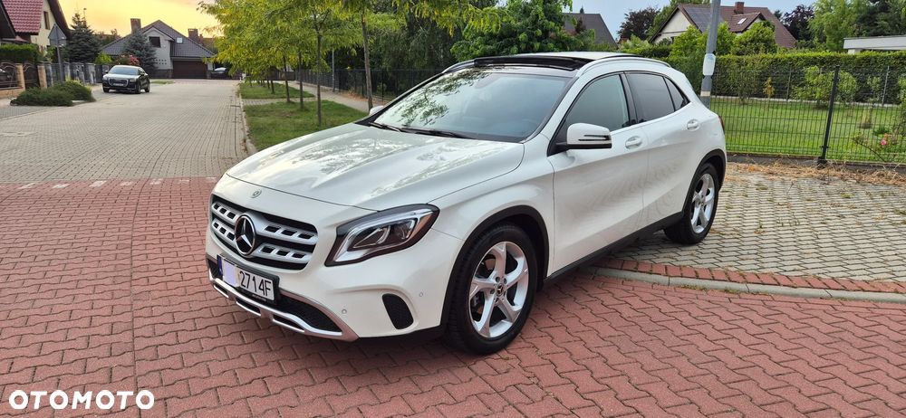 Mercedes-Benz GLA 200 (CDI) d Urban - 14