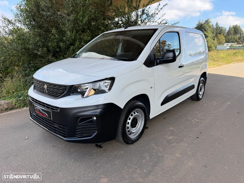Peugeot Partner 1.5 BlueHdi Premium GPS ECRÃ102 cv 3 Lug 6 vel - 10