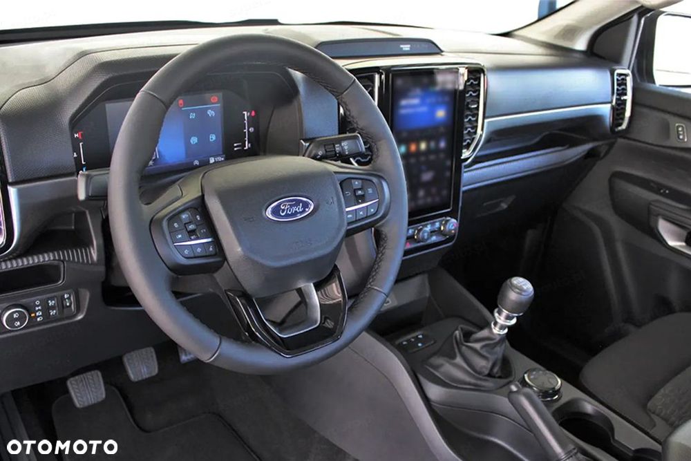 Ford Ranger XLT 4x4 2.0 170KM - 12