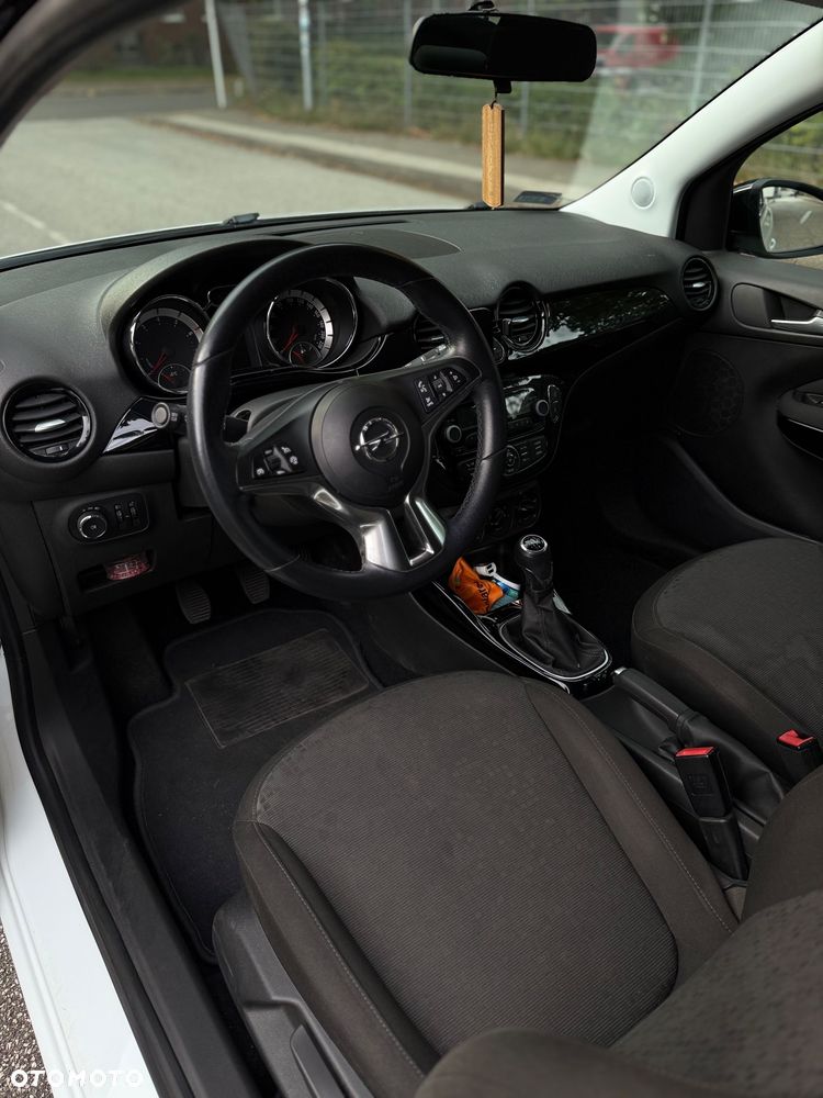 Opel Adam 1.2 - 9
