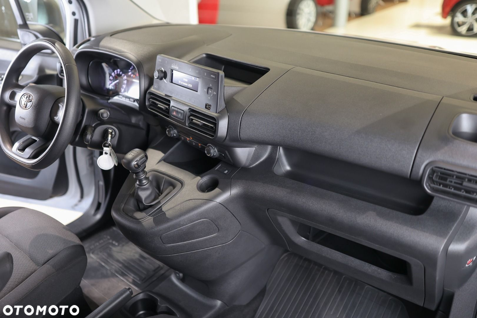 Toyota PROACE CITY - 35