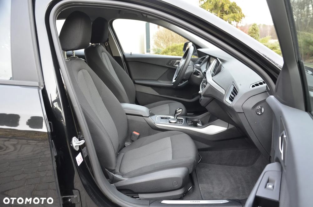BMW Seria 1 120d Sport-Aut - 19