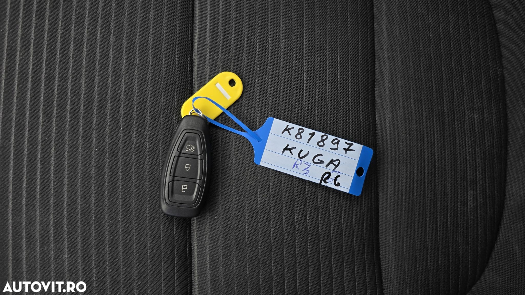 Ford Kuga - 21