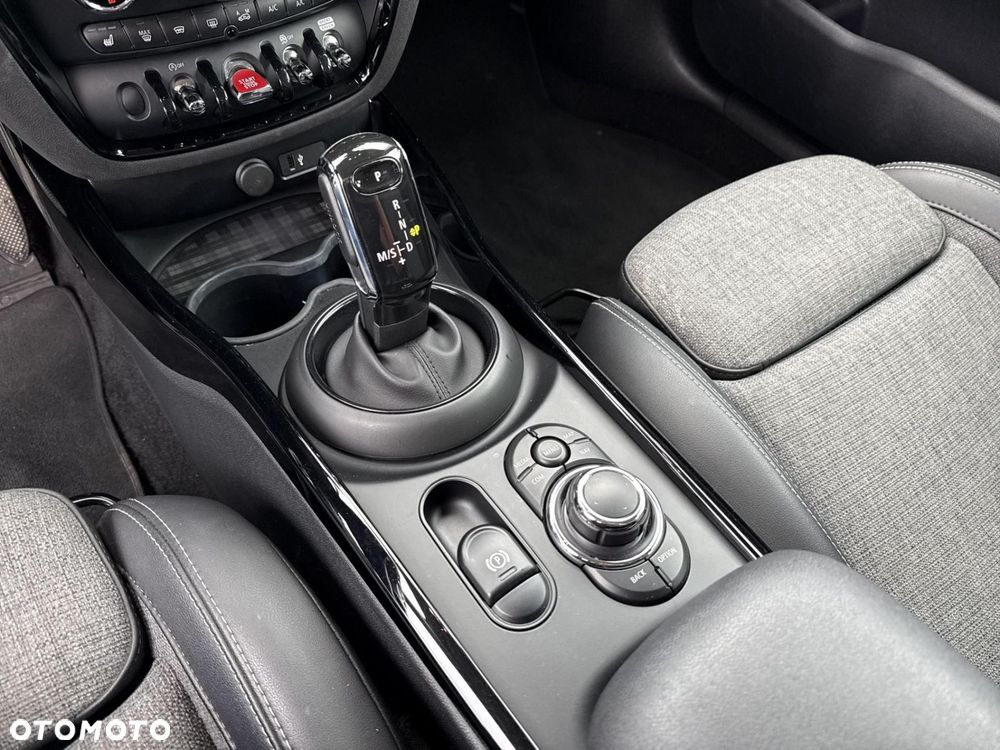 MINI Clubman - 16