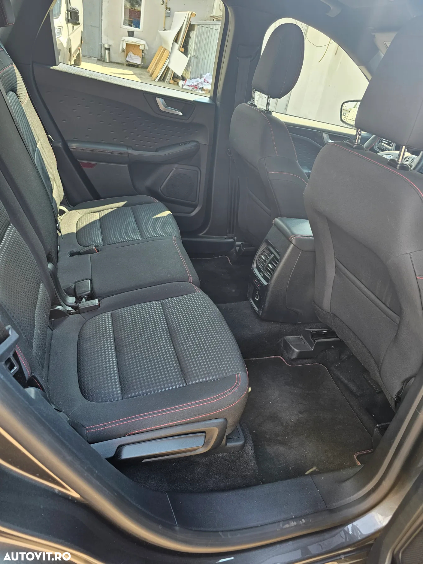 Ford Kuga 2.0 EcoBlue A8 AWD ST Line - 10