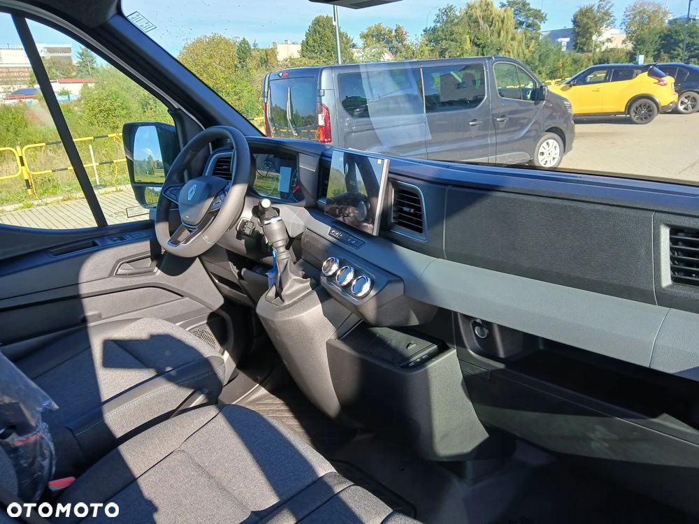 Renault Master brygadówka - 13