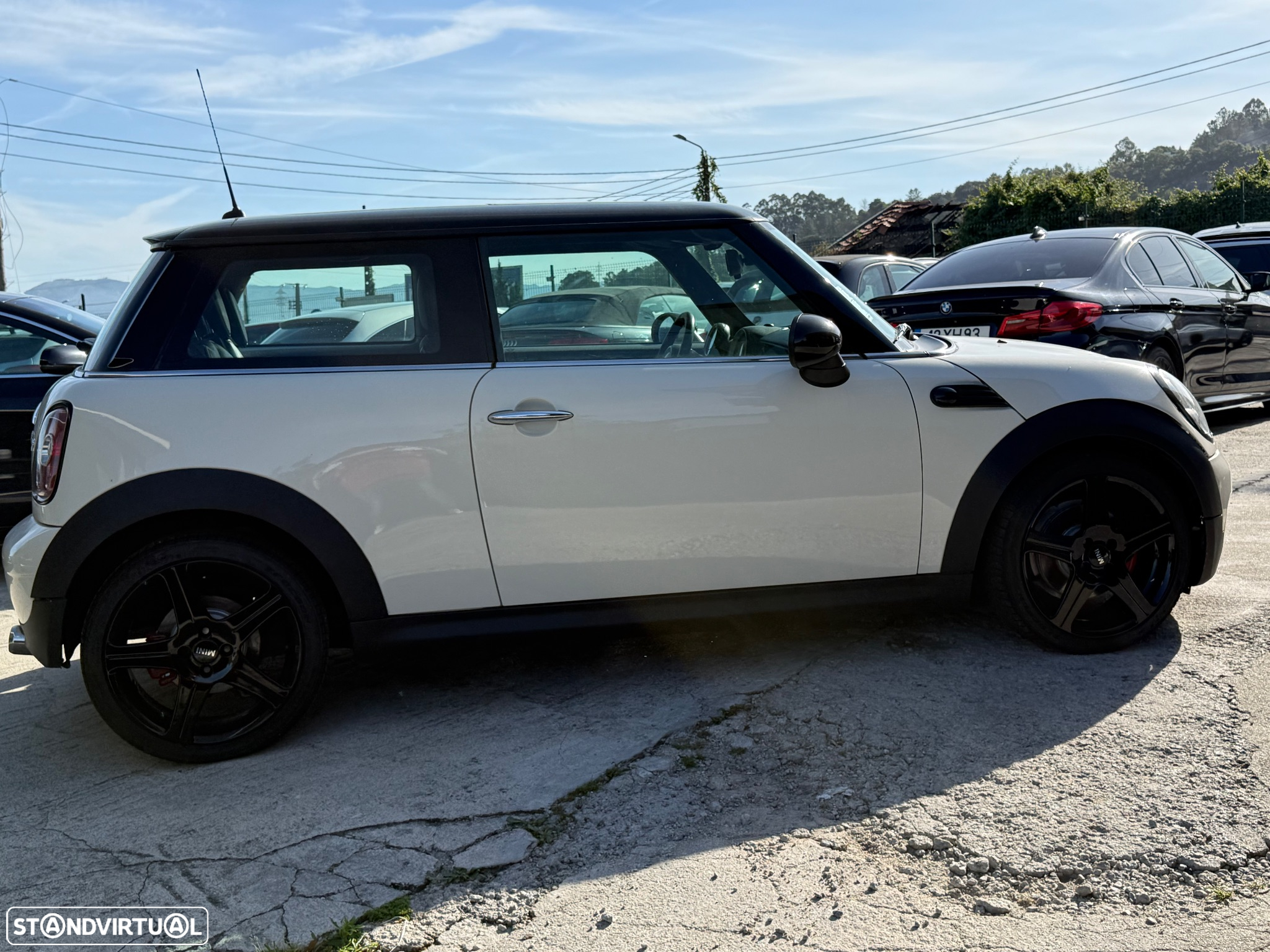 MINI 3 Portas Cooper D - 21