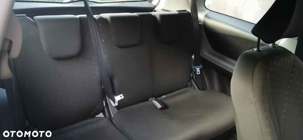 Toyota Yaris 2006 photo 5