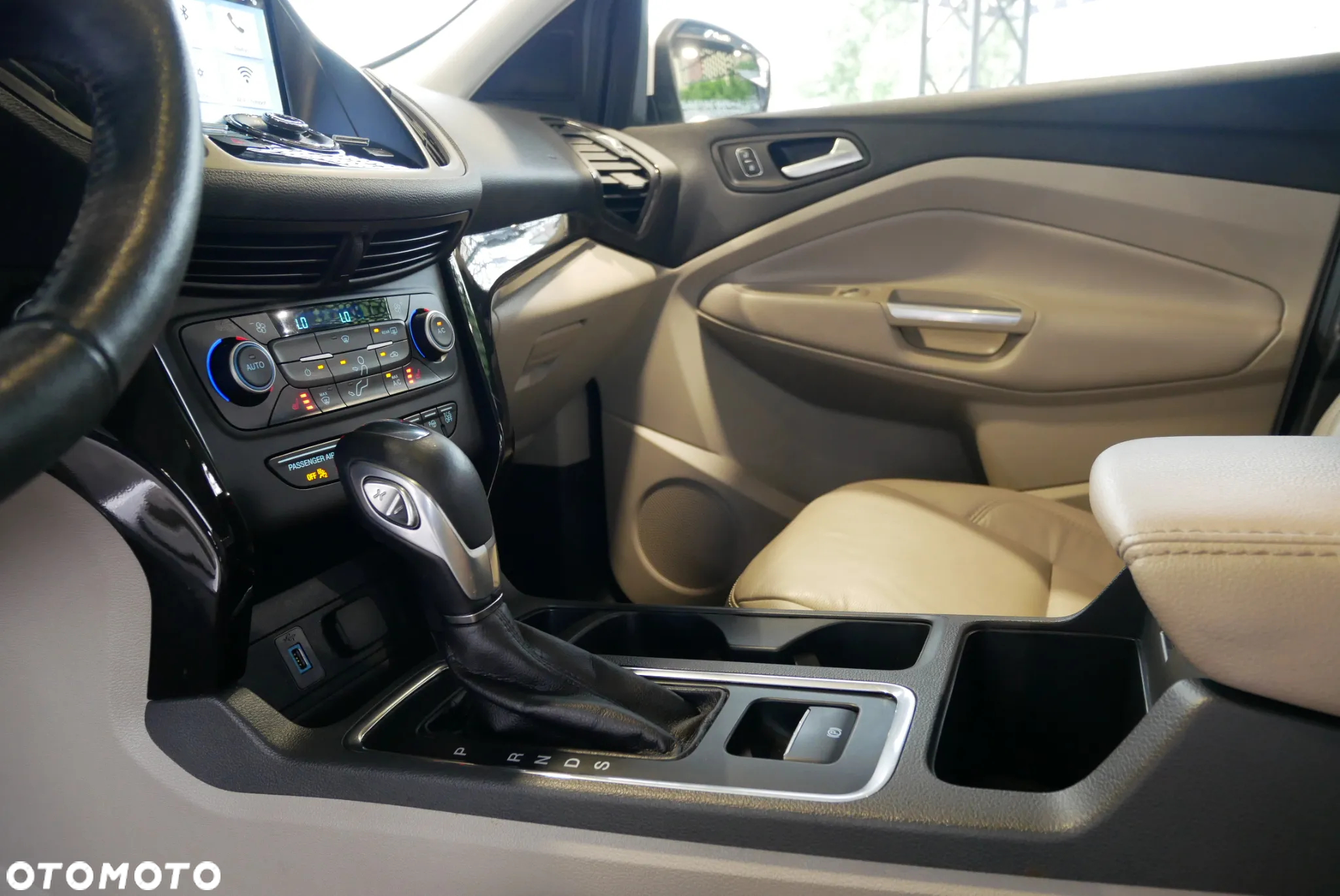 Ford Escape - 28