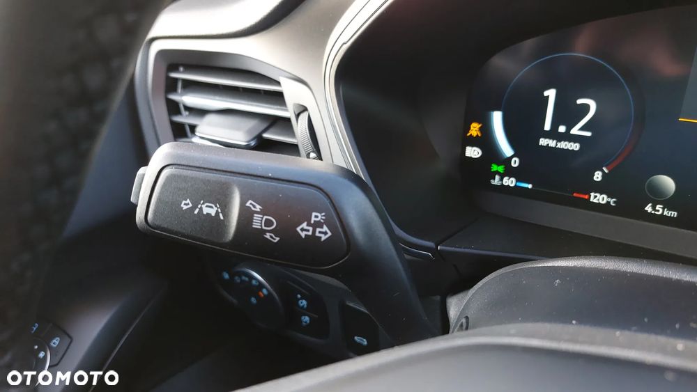 Ford Focus 1.0 EcoBoost mHEV Active X - 20